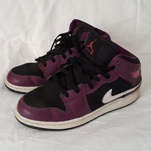 Kids Sneakers - Black and Purple